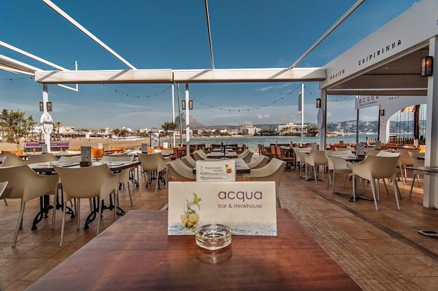 Acqua Bar & Steakhouse